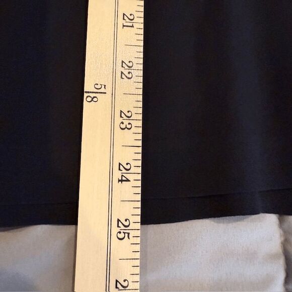 Eileen Fisher 100% Silk Skirt Black Gored Georgette Crepe Pockets Size Small - Picture 10 of 10